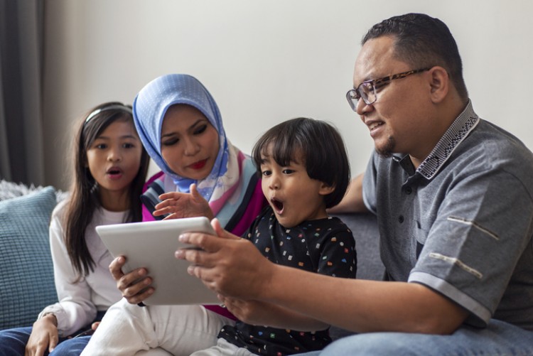 4 Dampak Teknologi Bagi Si Kecil